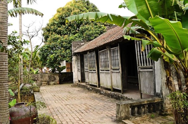 nhacuangoai
