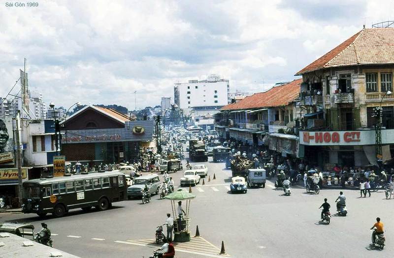 Ga Saigon 1970 Isuzu Hiem Ngheo ga SG