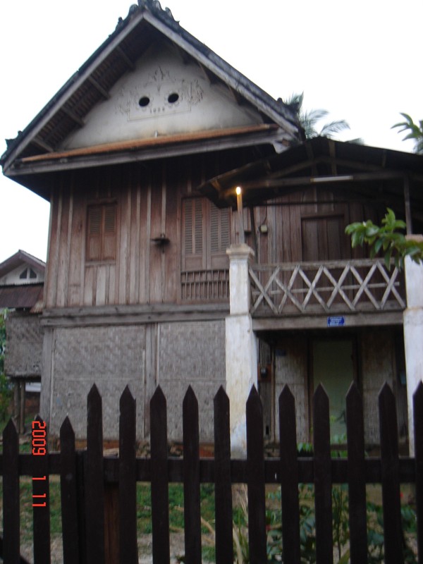 Lao Hinh4