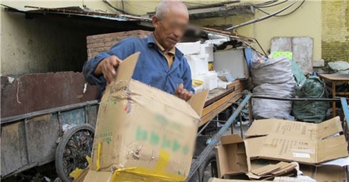 ong lao nhat ve chai 1