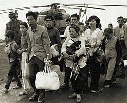 250px Vietnamese refugees