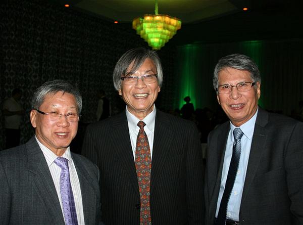 phan ni tan truong vu song thao